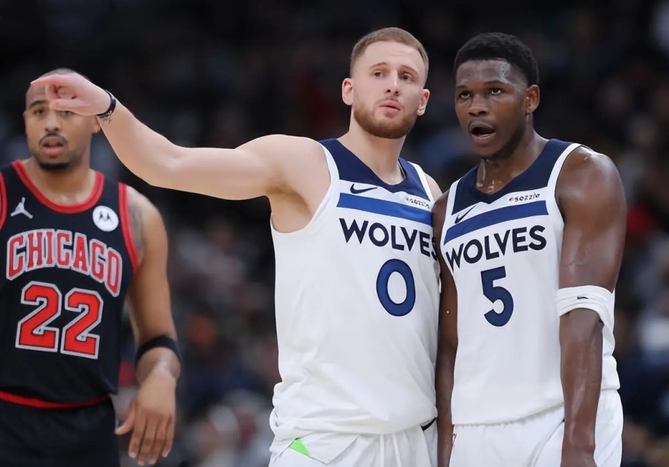 也更能反映 也更能反映