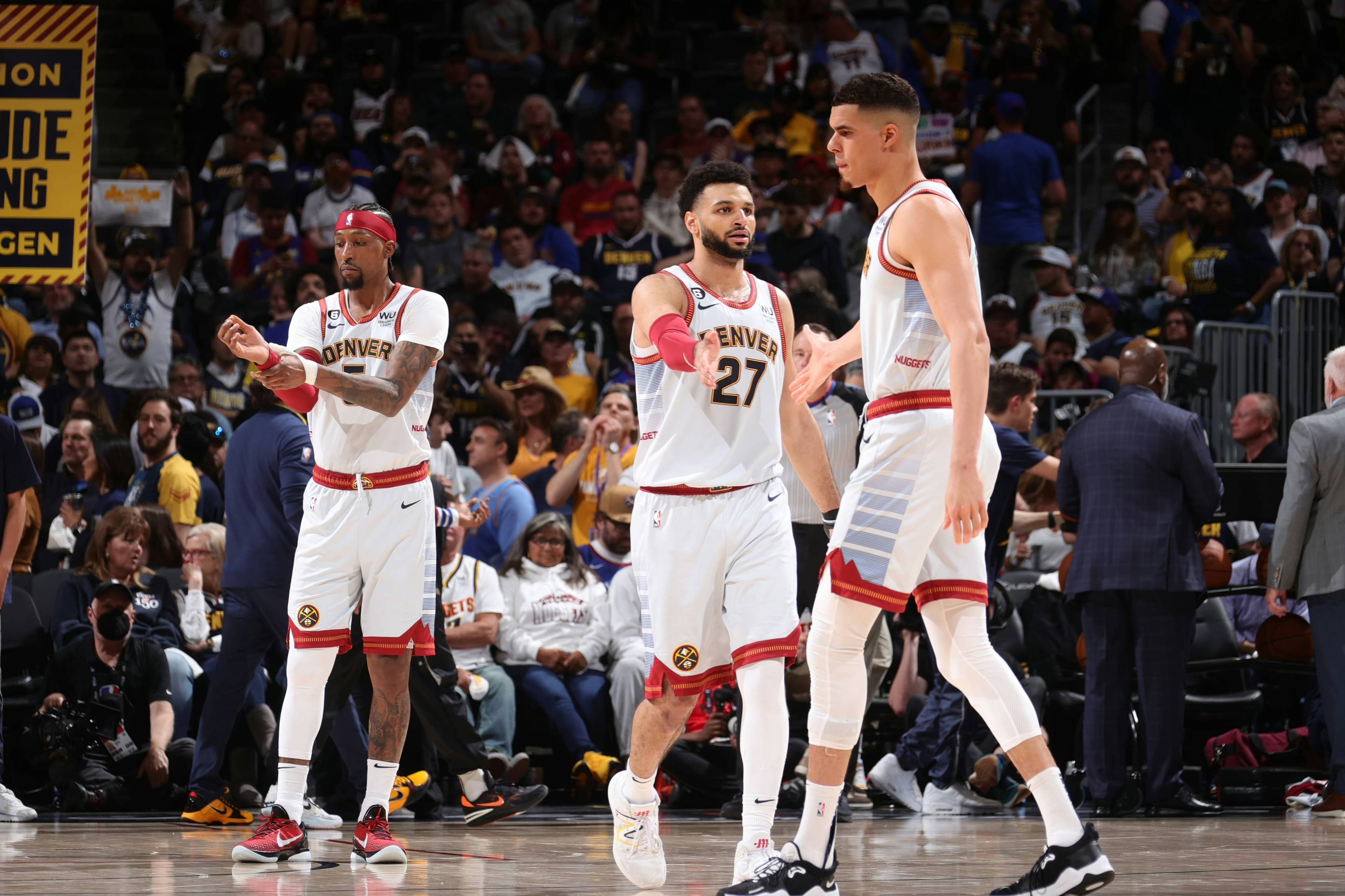 理与尊重 理与尊重